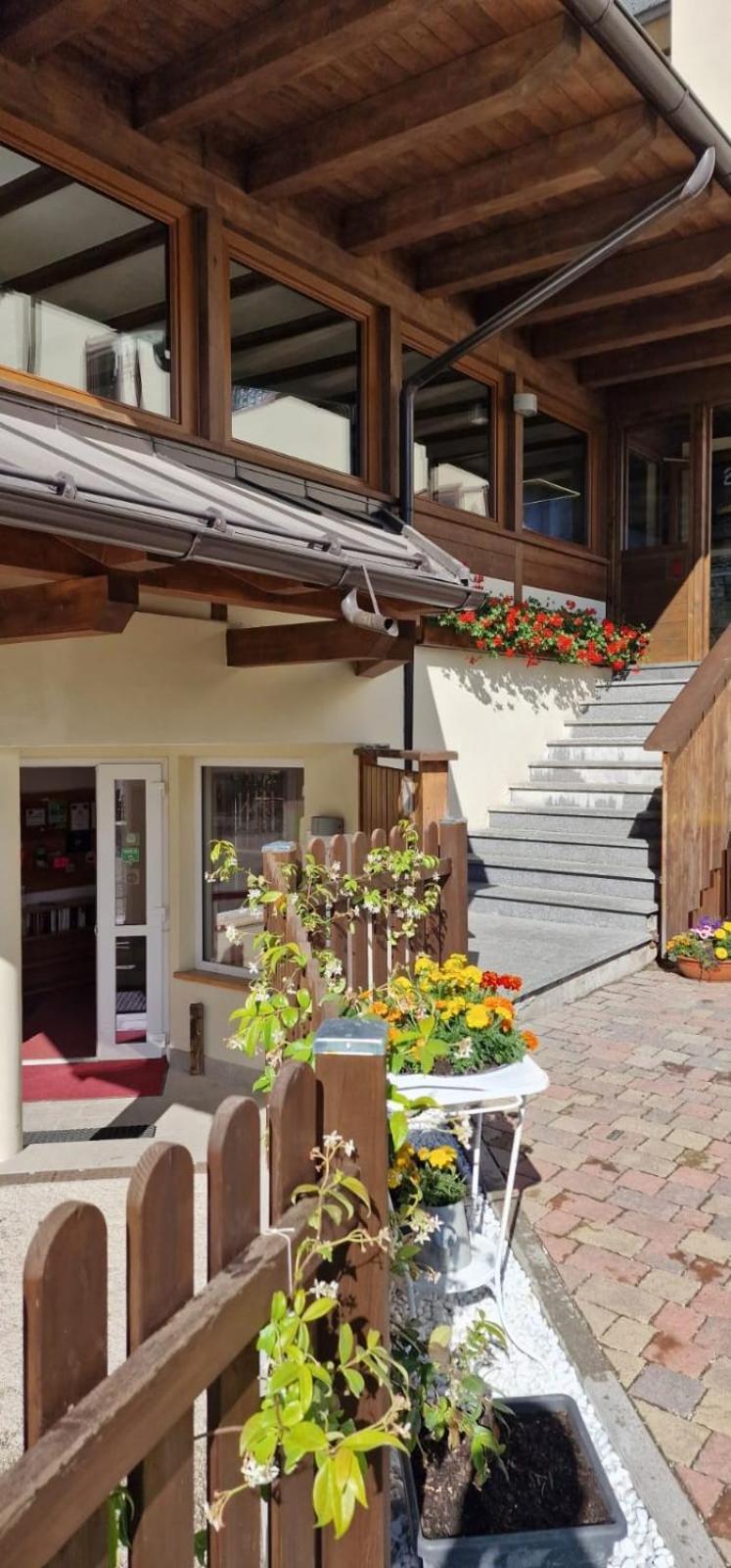Soggiorno Dolomiti Mazzin Exterior foto